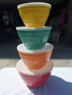 MELAMINE NESTING BOWLS WITH LIDS