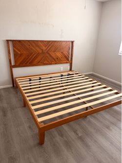 Gorgeous King Solid Wood Bedframe Herringbone