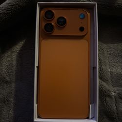 i17 Pro Max Unlocked Clon