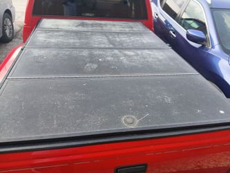 88–98 Chevy/GMC OBS Stepside Bed Cover only Hard to Find, $400 cash only