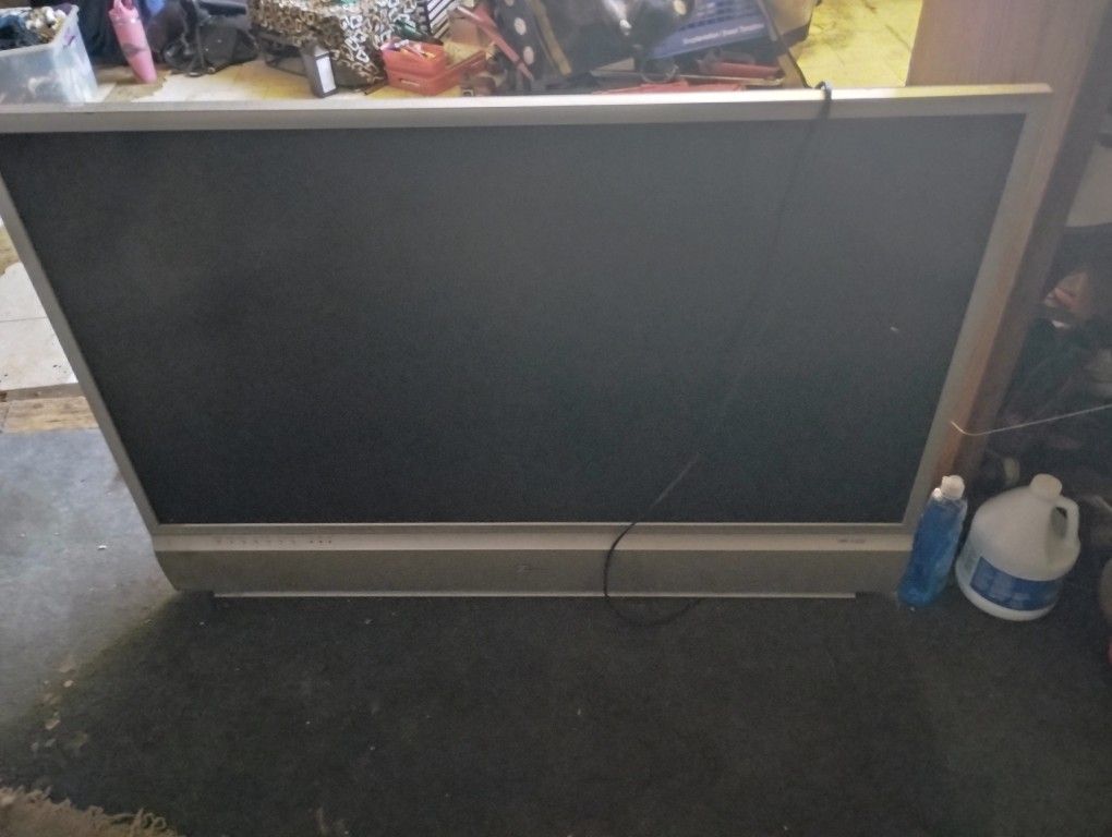 Zenith 44 Inch Projector Tv