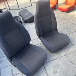 Mustang Seats 
