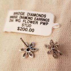 $100 White Gold & Diamond Flower Stud Earrings