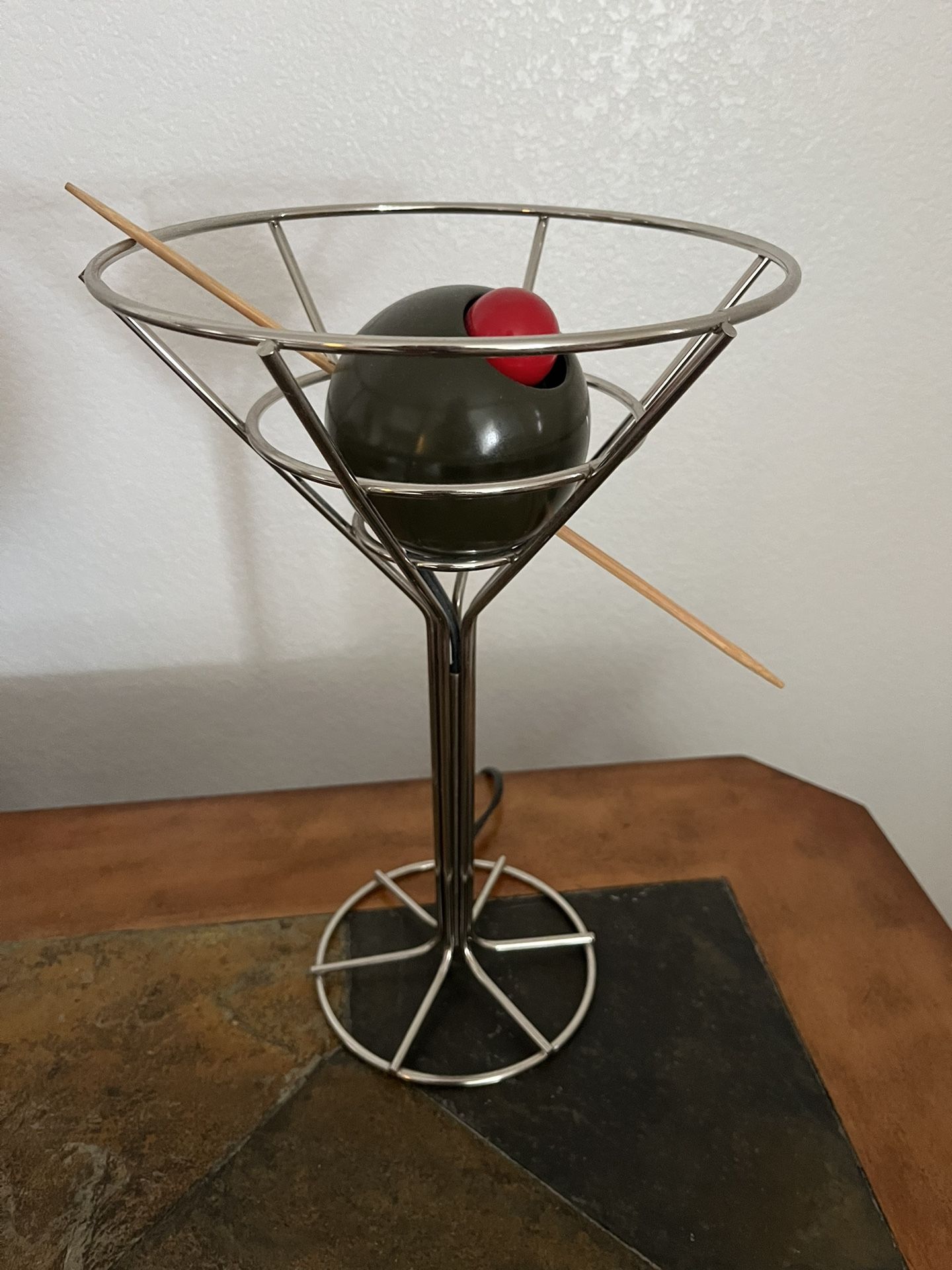 David Krys Vintage Pop Martini Glass Lamp for Sale in Lake Havasu City