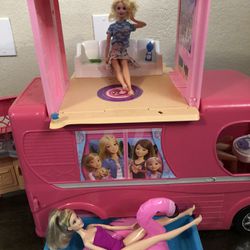 Barbie & LOL Surprise Play Trucks 