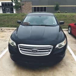 2010 Ford Taurus