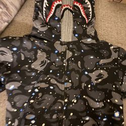 bape hoodie size medium 