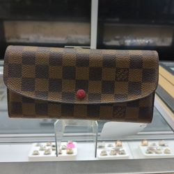 Louis Vuitton Wallet If You Are Interested Please Ask For Maribel Thank You 
