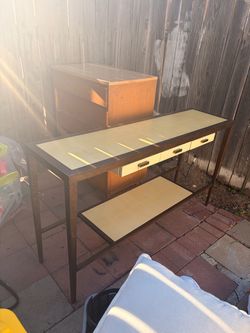 Free table