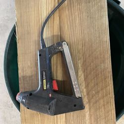 Staple Gun