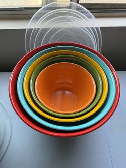 Pioneer woman bowl set