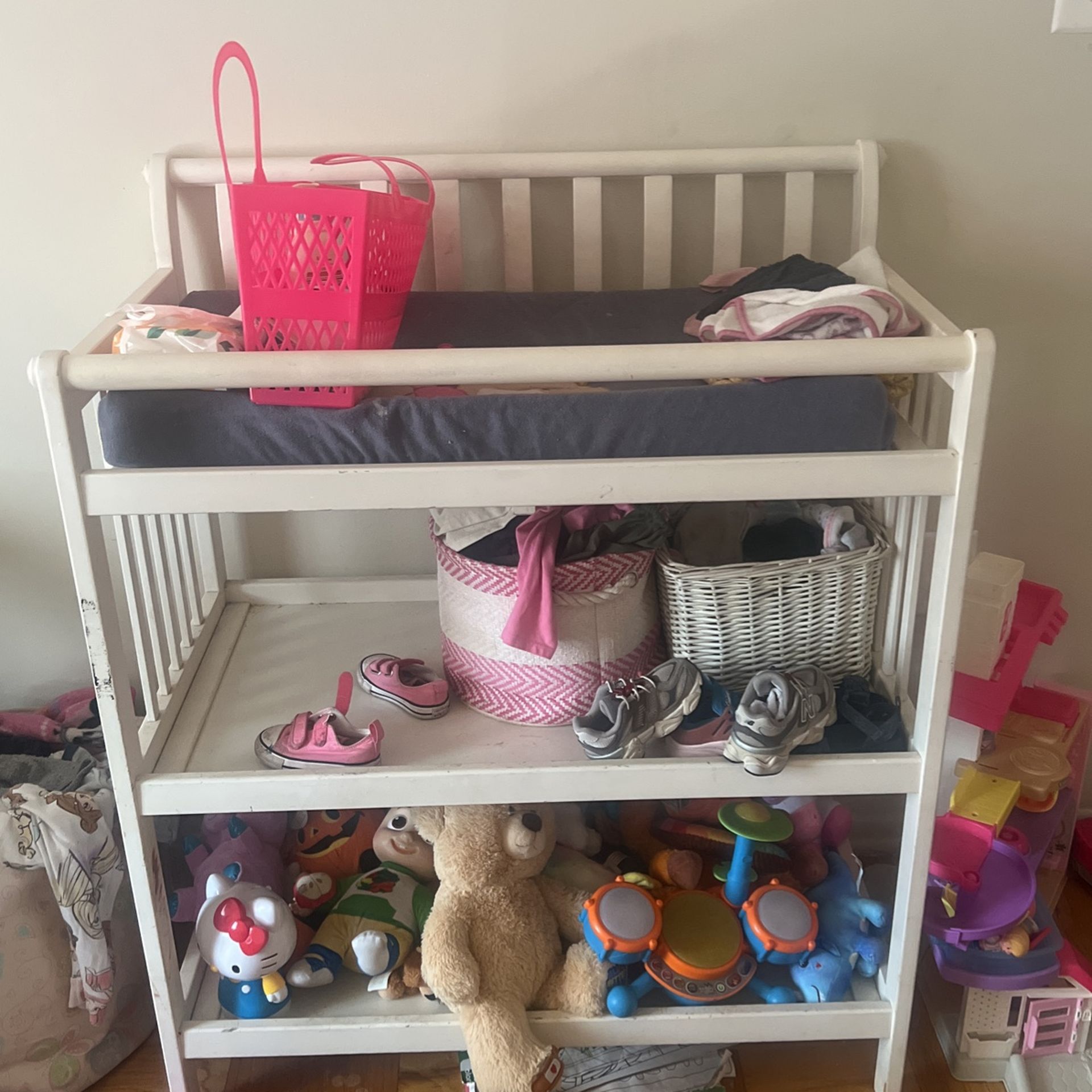 Infant Changing Table