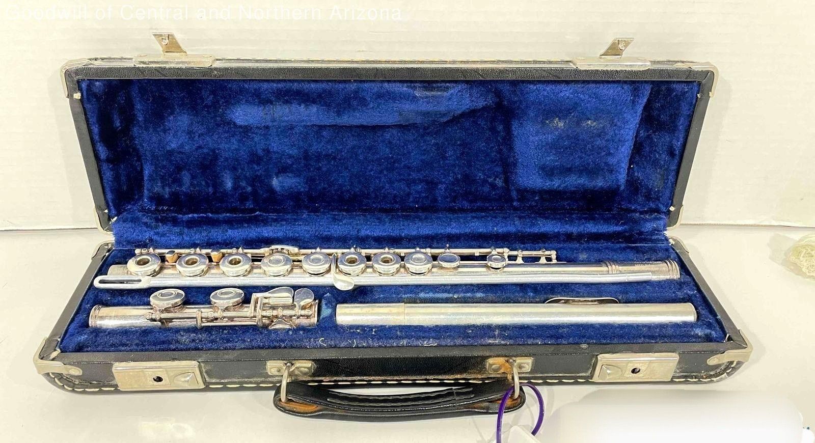 Fantastic Gemeinhardt Offset Flute USA With Case.