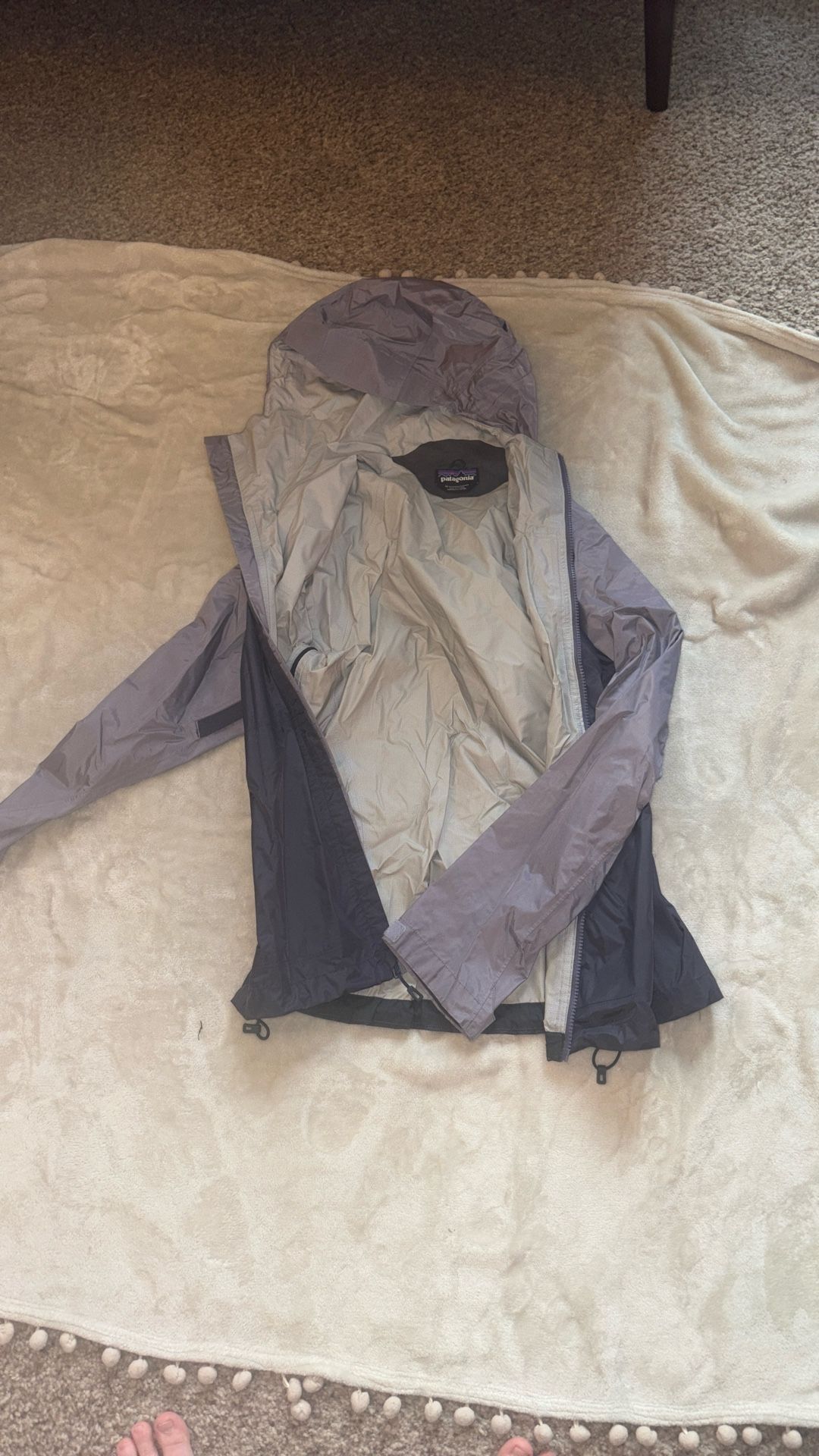 Women’s Patagonia Rain Jacket