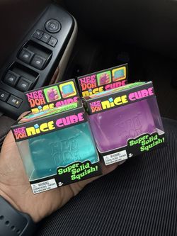 NeeDoh Nice Cube