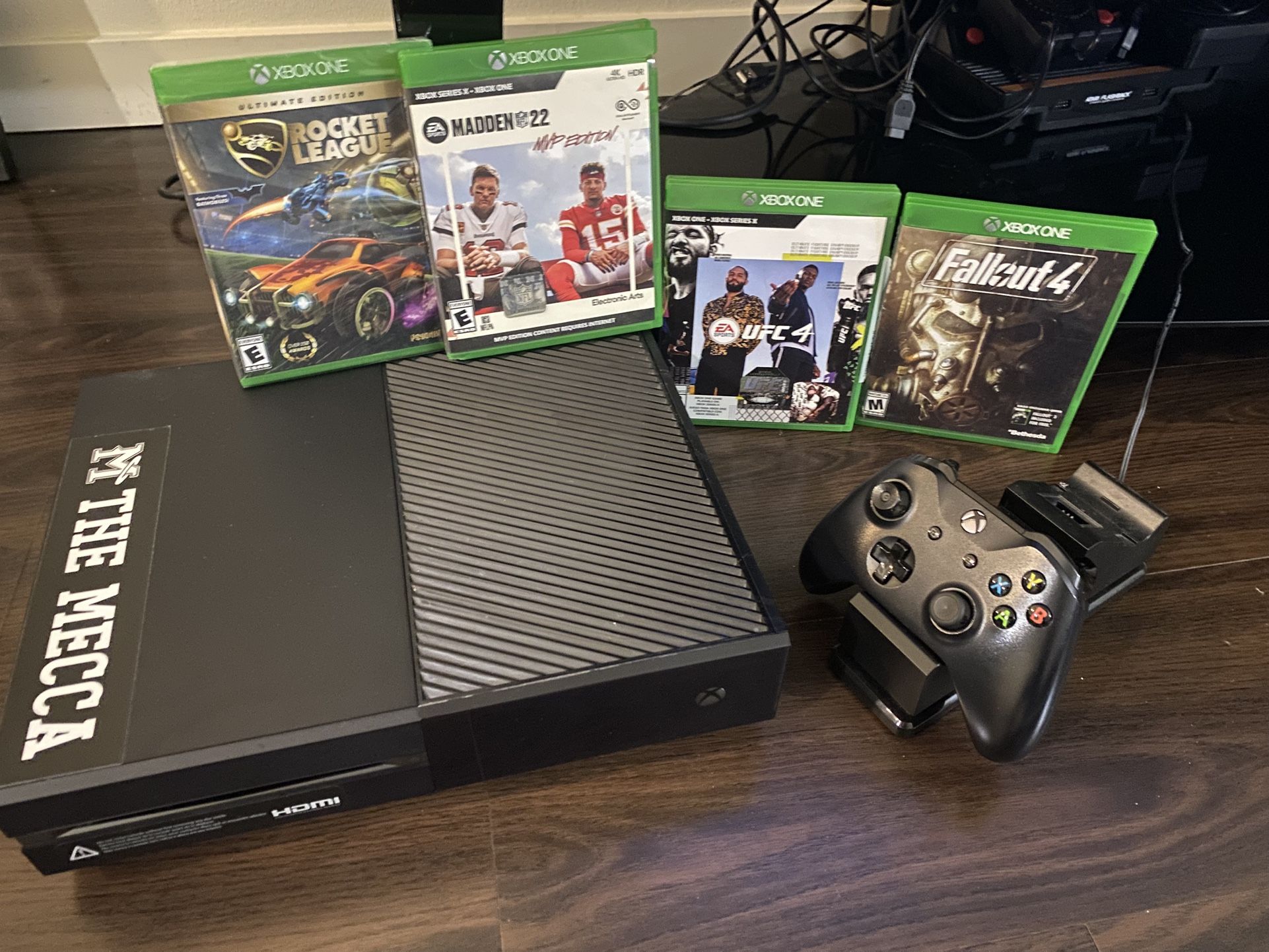 Xbox One Console with Games and controller