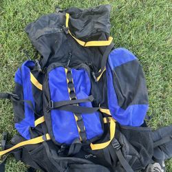 Kelty Hiking Back Pack With Detatchable Fanny Pack