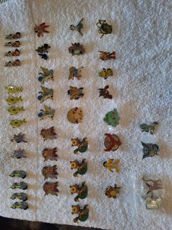 Pokémon pins