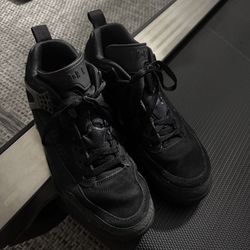 Black Retro Air Jordan (11M)