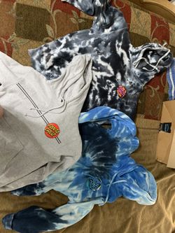 Lot Of Santa Cruz Hoodies