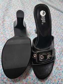 High heeled sandals Bongo women's size 9 great condition