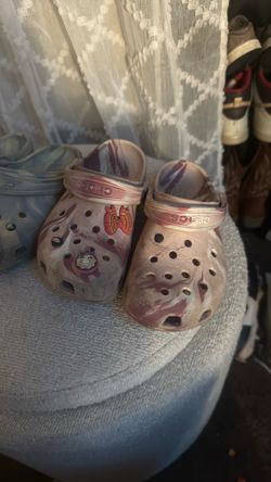 Crocs