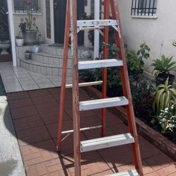 Excellent Condition 6ft And More Sizes Available Fiberglass 🪜 