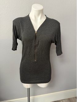 Zenana Outfitters soft grey zip up top