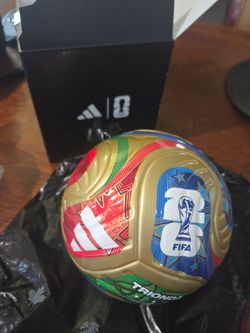 ULTRA-RARE Trionda GOLD mystery mini ball