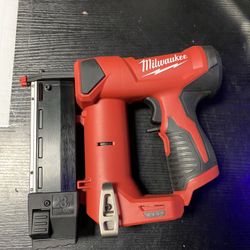 Milwaukee M12 23ga Pin Nailer Tool Only 