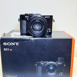Sony RX1RII Full Frame 42mp Camera