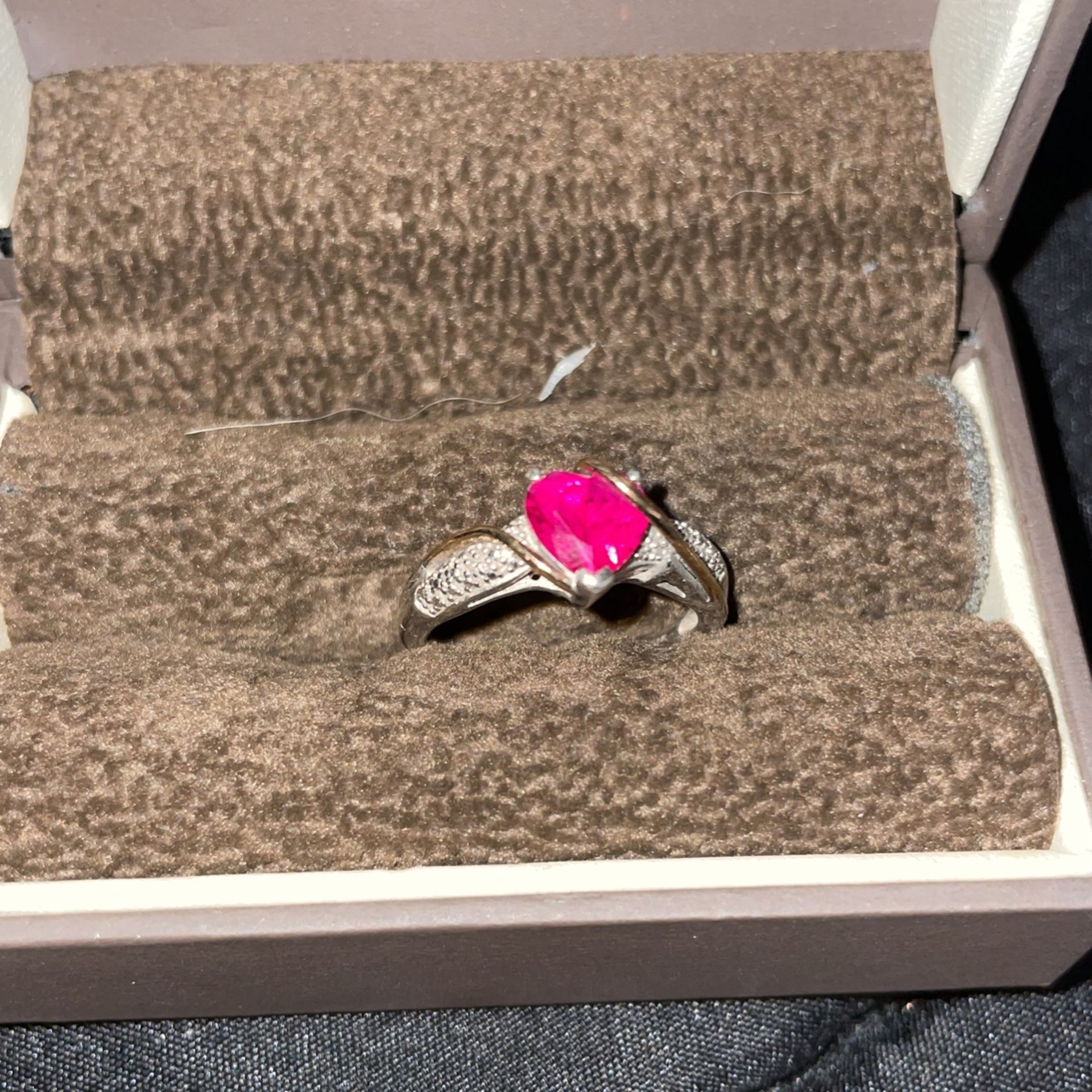 Jared ruby rings deals