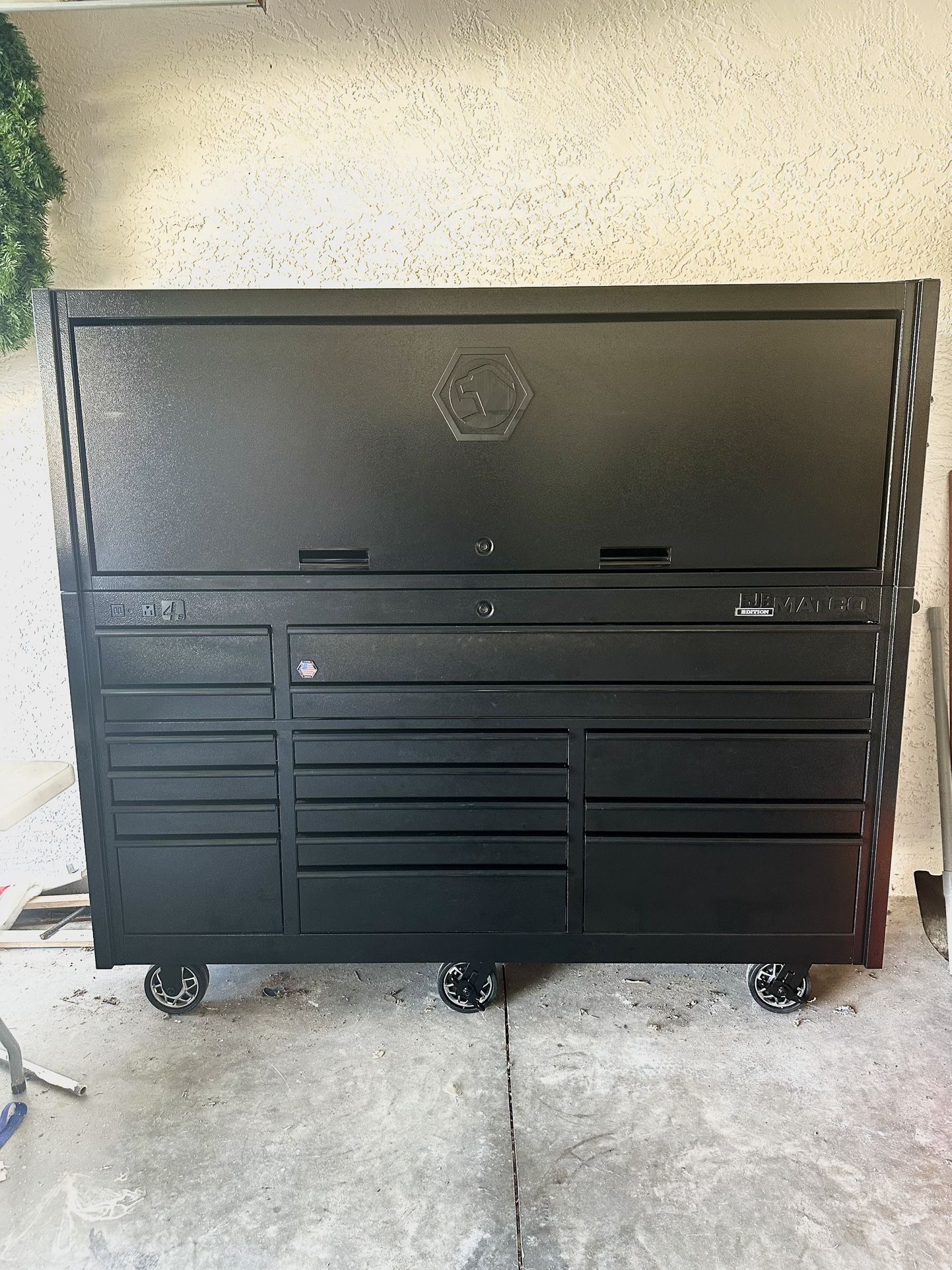 Matco 4s Triple Bay Tool Box With Hutch 79”x 25”