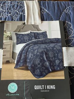 King Size Quilt Bedding Set - 3 Piece