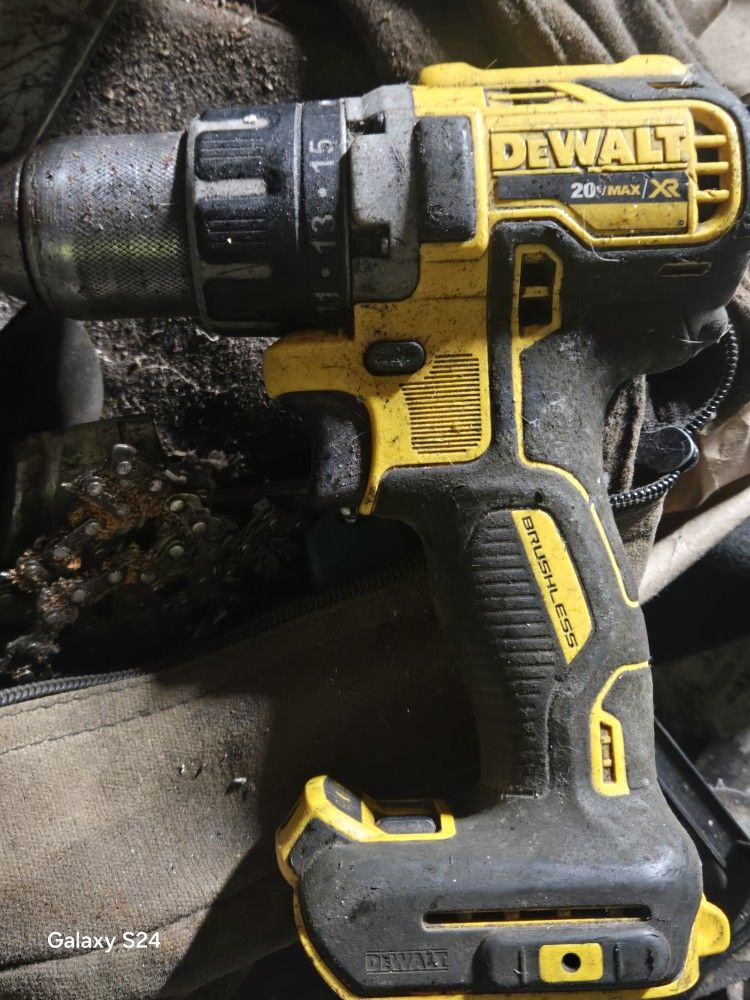 DeWalt 20v XR Max Drill