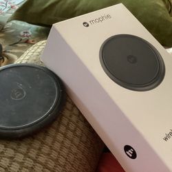 Mophie Wireless Charging Pad