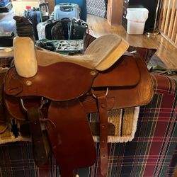 Saddle