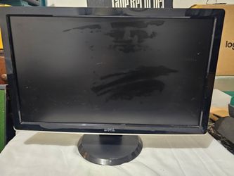Dell LCD Monitor with Matching Dell AX510PA Multimedia Soundbar - Test - $70