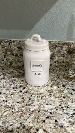 Rae Dunn artesian collection “Good Dog” treat container
