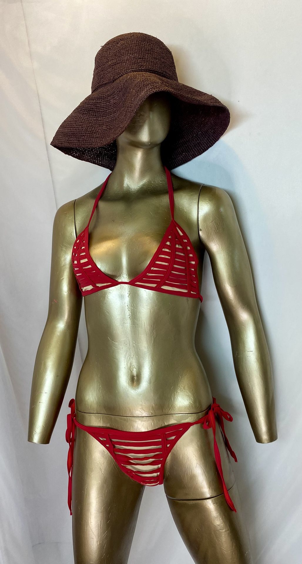 BEACH BUNNY MEDIUM