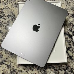 New 2025 iPad Air 11” M3 - Open to Reasonable Offers