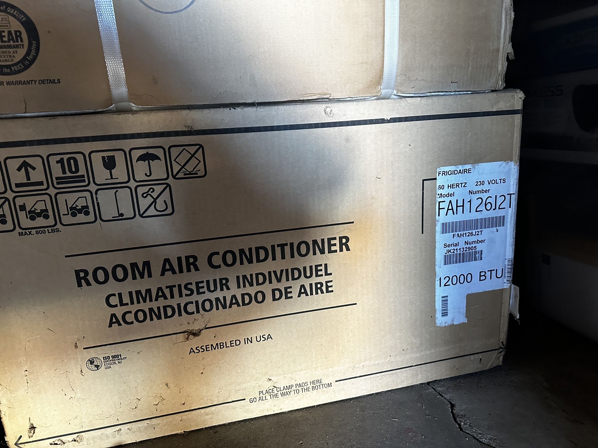 Frigidaire FAH126J2T