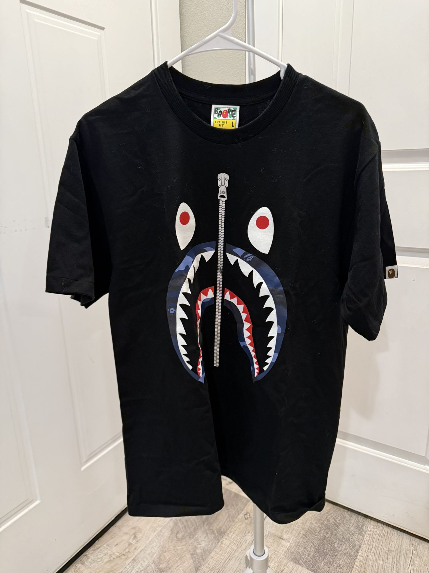 BRAND NEW BAPE TSHIRT