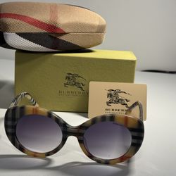  Burberry Sunglasses