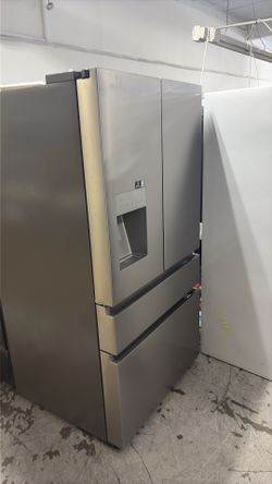 Hisense French door refrigerator