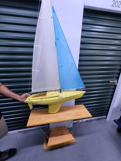 ⛵ Megatech Nirvana II 32" Hobby-Grade RC Racing Sailboat - Excellent Condition