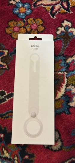 New Apple AirTag loop white