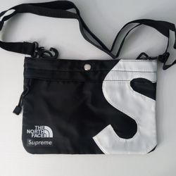 Supreme X The North Face Shoulder Bag