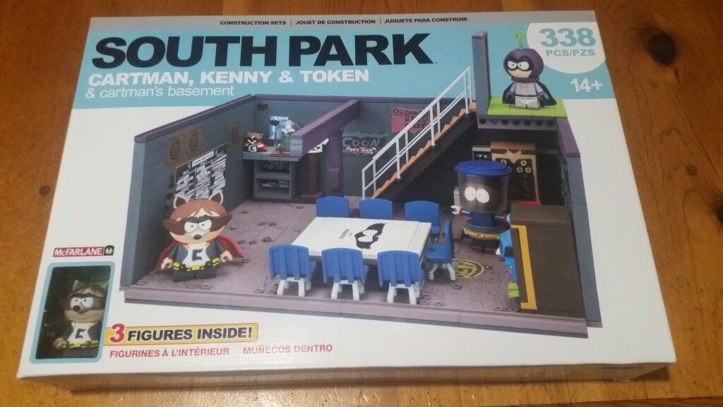 NEW McFarlane South Park Cartman's Basement w Kenny Token Construction
