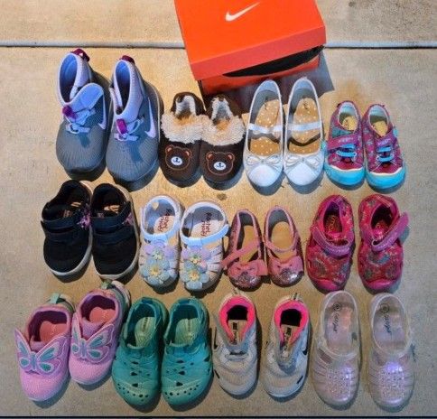 12 Pair Girls Toddler Shoe Sandals